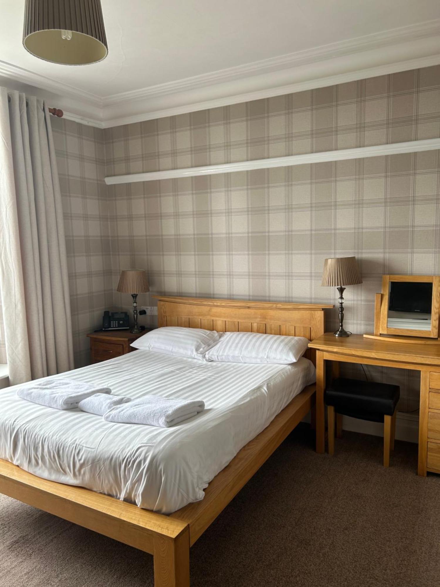 Broadway House Bed & Breakfast Laugharne Ngoại thất bức ảnh
