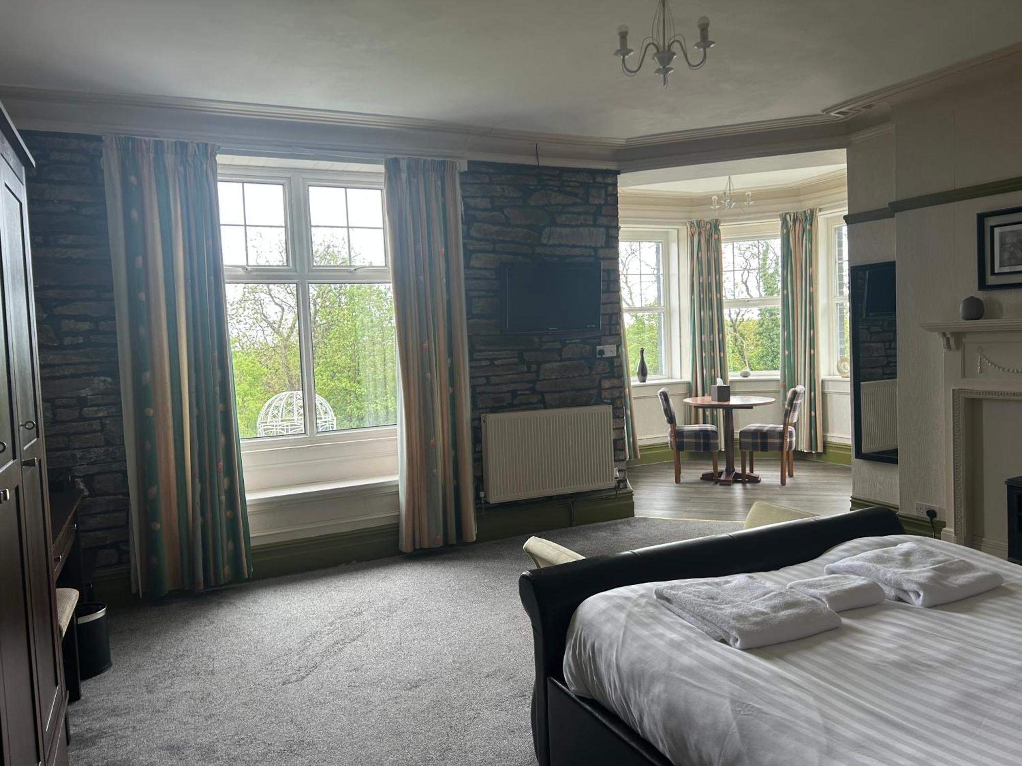 Broadway House Bed & Breakfast Laugharne Ngoại thất bức ảnh